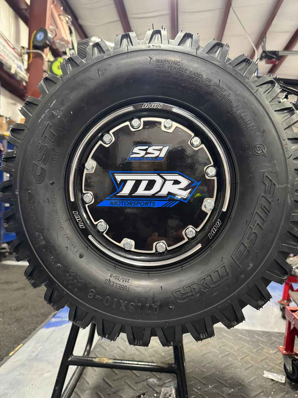 Mud Plugs Rear Outer 8 Inch