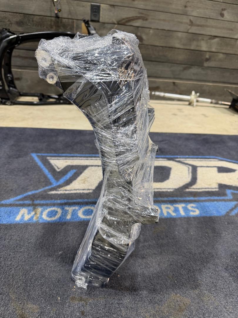 YFZ450R Rear Frame Piece. Hip Section
